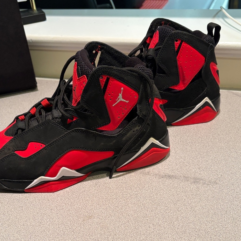 Jordan Kids Black and Red Sneakers - Picture 2 of 7
